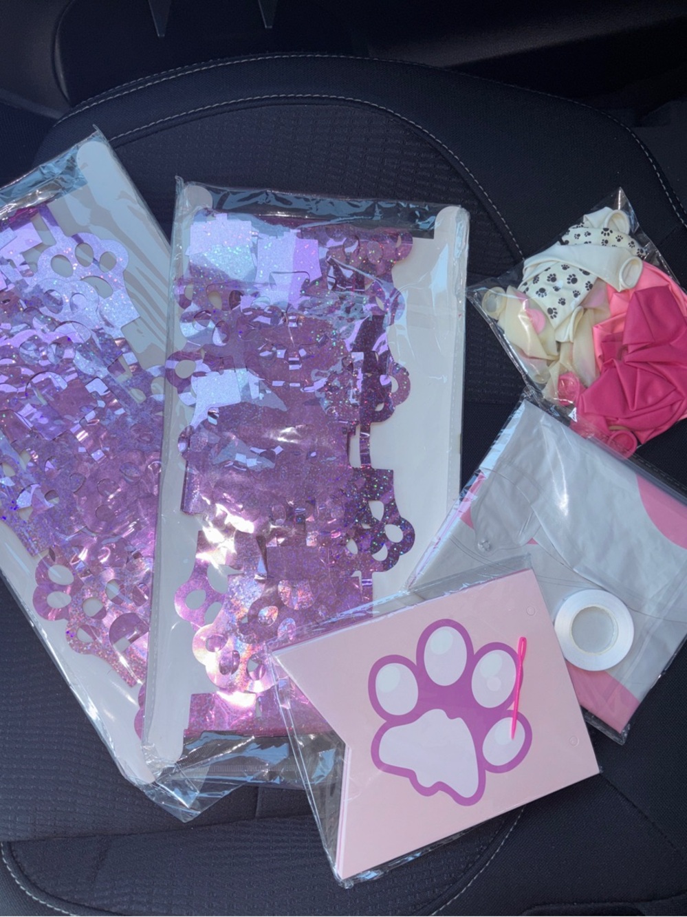 Pink Dog Birthday Supplies with Foil Curtains, balloons, Banner NWT - Picture 11 of 11